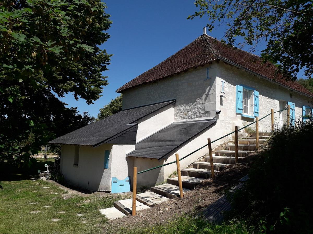 Le Moulin Bleu Bed & Breakfast Seigy